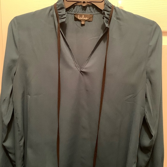 Dark green blouse - Picture 4 of 7